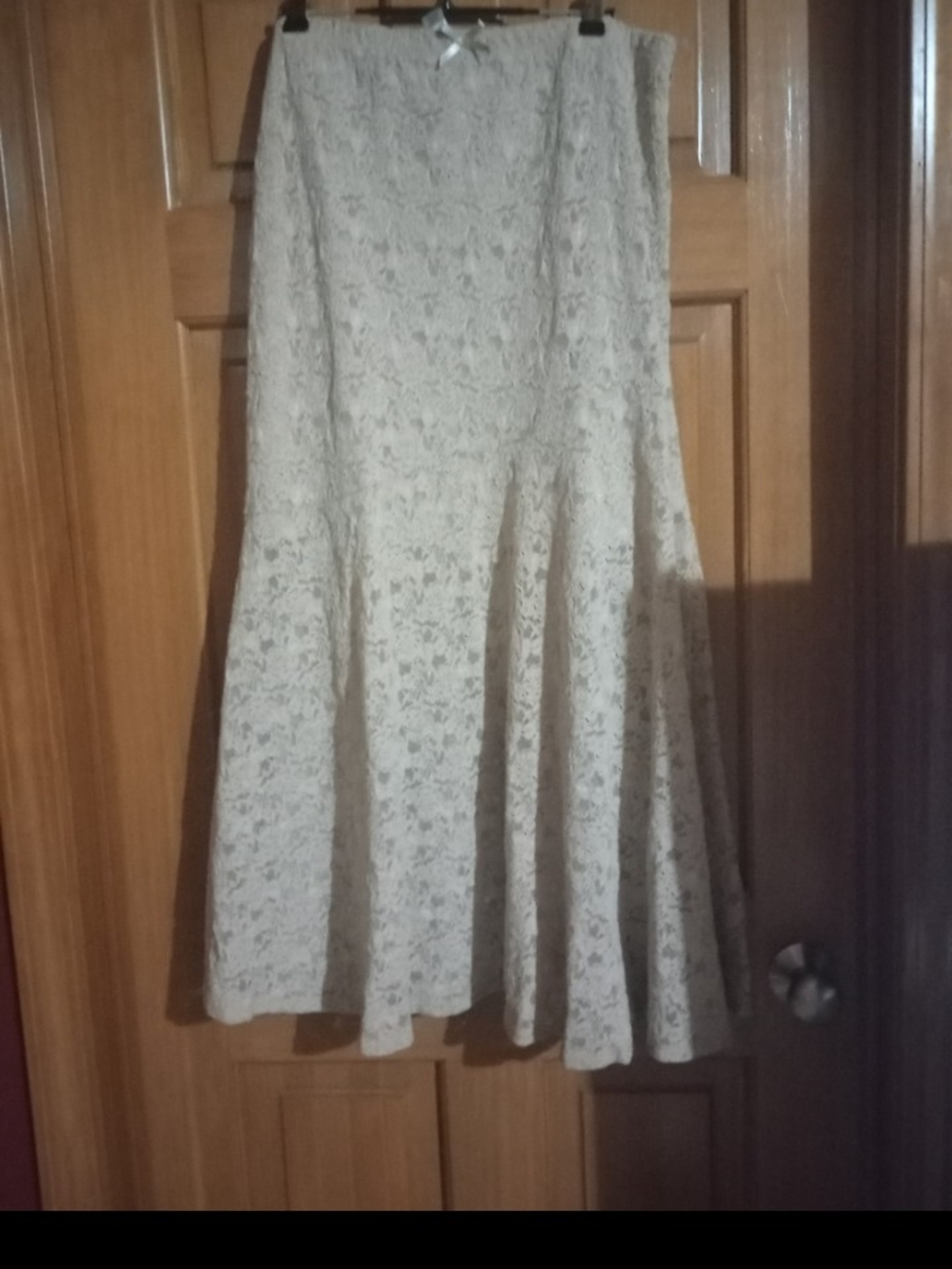 Madden Girl Cream Lace Midi Skirt